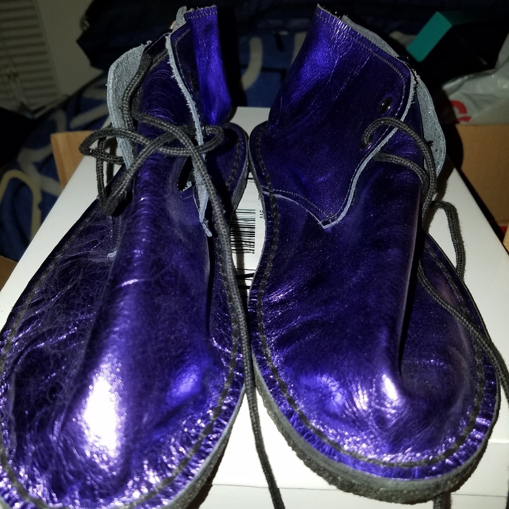 New Dimovi Booties Size 9